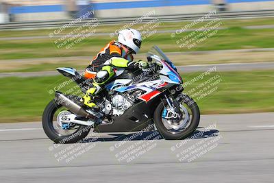 media/Jan-20-2023-Fastrack Riders (Fri) [[f2ad32aba3]]/Private/session 4 turn 6/